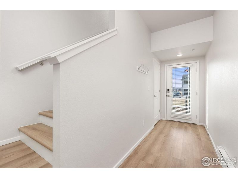 Spacious, unfurnished interior of a new home in , Fort Collins (Image 16).