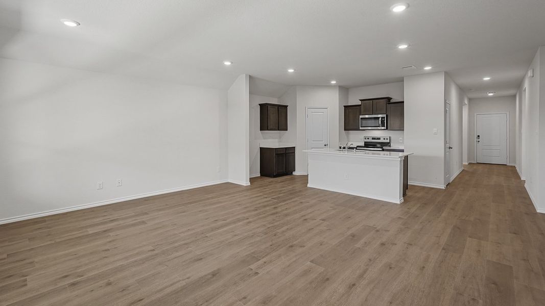 Spacious, unfurnished interior of a new home in Bluff Springs, Ferris (Image 9). Spacious, unfurnished interior of a new home in Bluff Springs, Ferris (Image 9).