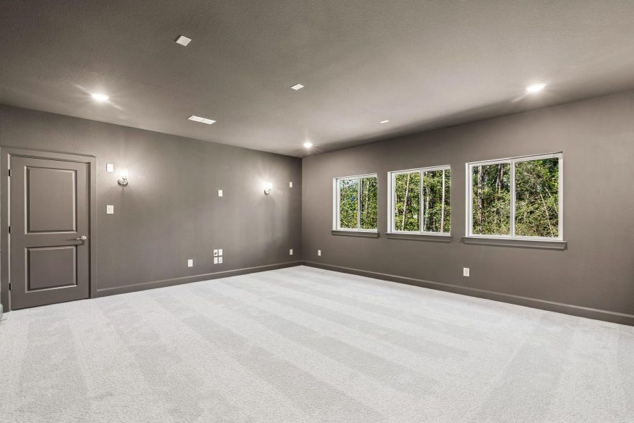 Spacious, unfurnished interior of a new home in ARTAVIA 65' Homesites, Conroe (Image 38).