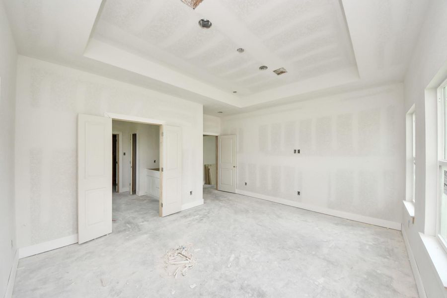 Spacious, unfurnished interior of a new home in , Houston (Image 17).