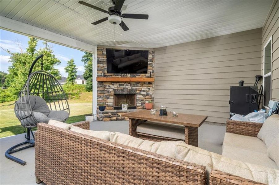 Exterior details and patio area of a home in , Newnan (Image 4).