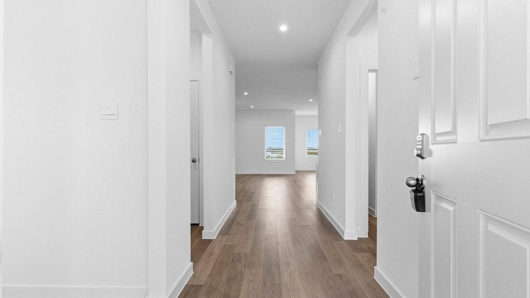 Representative unfurnished interior of a home built from the Jackson by D.R. Horton in Grand Cay Harbour, Texas City (Image 16). Representative unfurnished interior of a home built from the Jackson by D.R. Horton in Grand Cay Harbour, Texas City (Image 16).