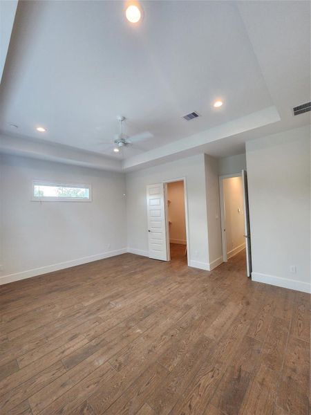 Spacious, unfurnished interior of a new home in , Houston (Image 19). Spacious, unfurnished interior of a new home in , Houston (Image 19).
