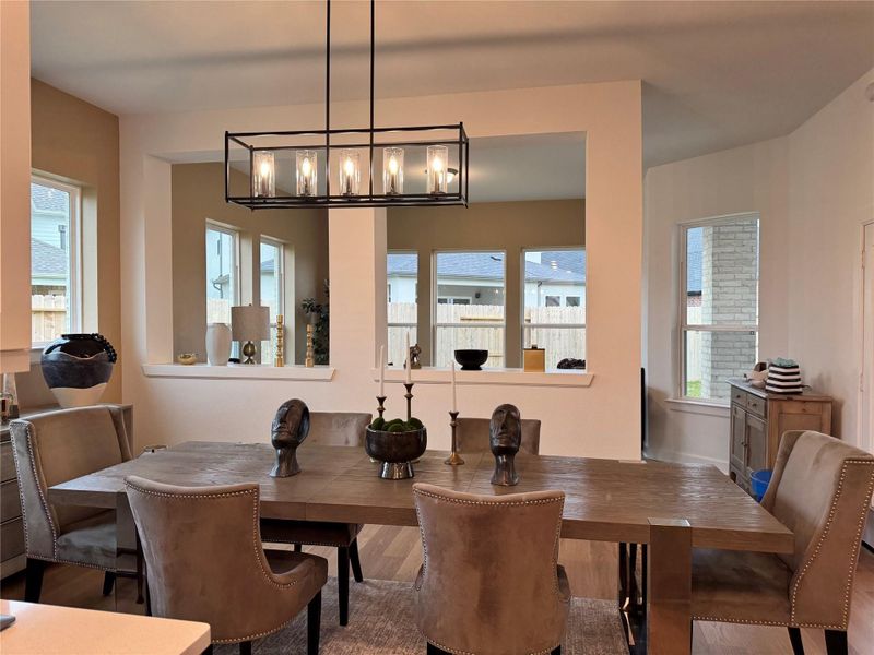 dinning area adjacent to retreat area