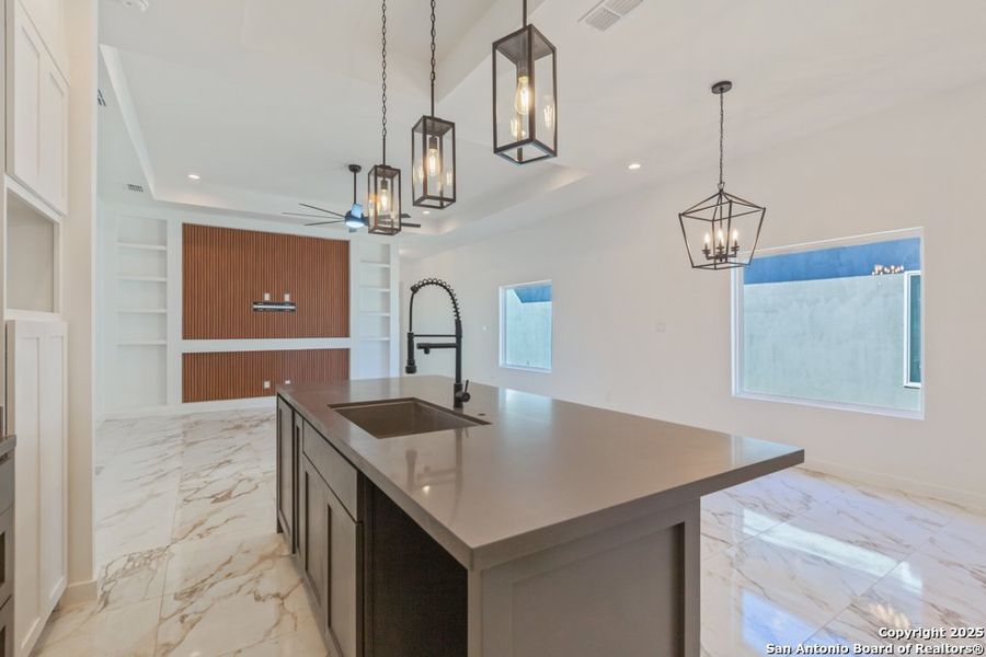 Furnished interior view inside a new home in , Laredo (Image 10).
