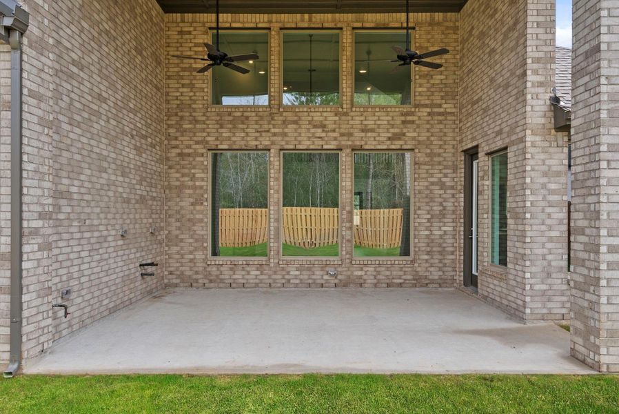 Exterior details and patio area of a home in COLTON, Montgomery (Image 4).