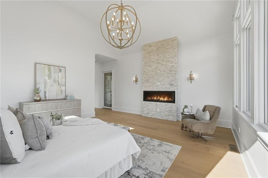 Furnished interior view inside a new home in , Gainesville (Image 9).