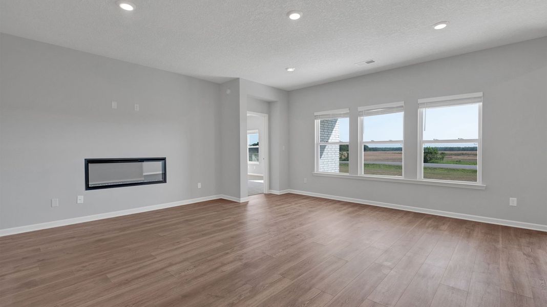 Spacious, unfurnished interior of a new home in Hedge Rose, Somerville (Image 20).