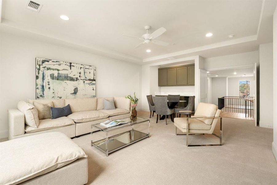 Furnished interior view inside a new home in , Dallas (Image 13).