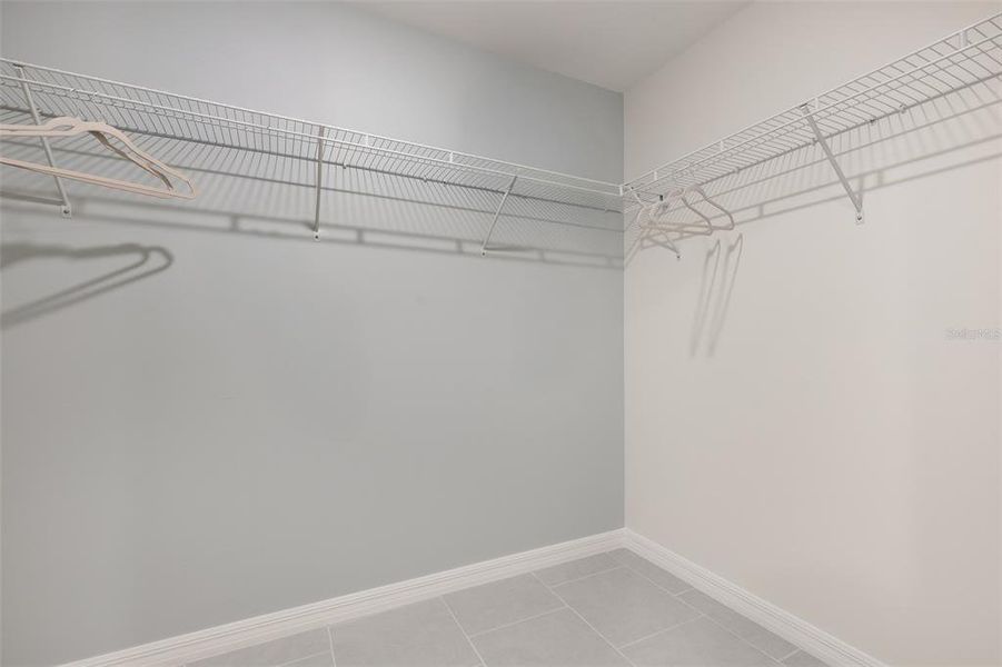 Spacious, unfurnished interior of a new home in , North Port (Image 22).