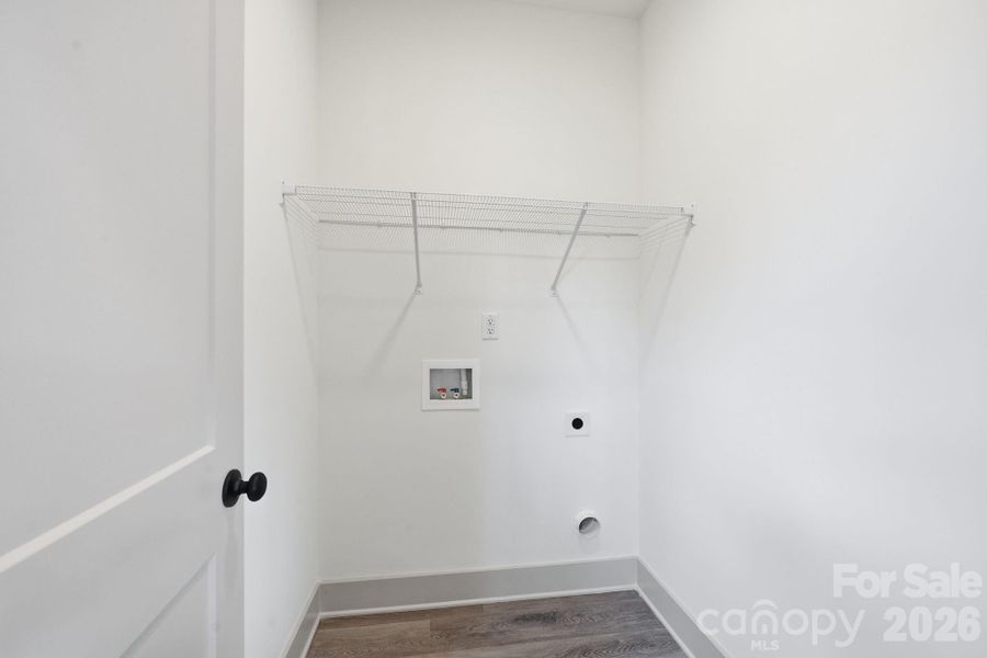 Spacious, unfurnished interior of a new home in , Monroe (Image 26).