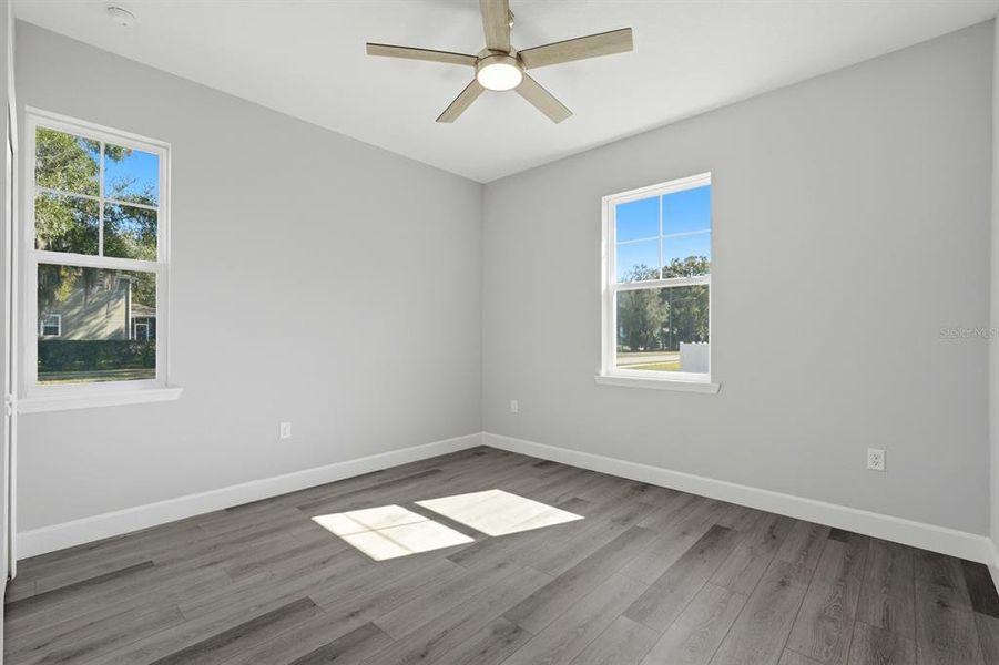 Spacious, unfurnished interior of a new home in , Lake Helen (Image 24).