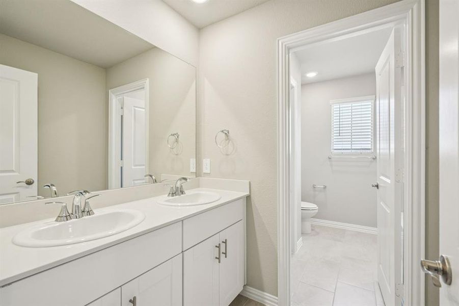 Photo is not of the actual home, but is an inspirational photo of builder’s model home and may depict options, furnishings, and/or decorator features that are not included. Photo is not of the actual home, but is an inspirational photo of builder’s model home and may depict options, furnishings, and/or decorator features that are not included.