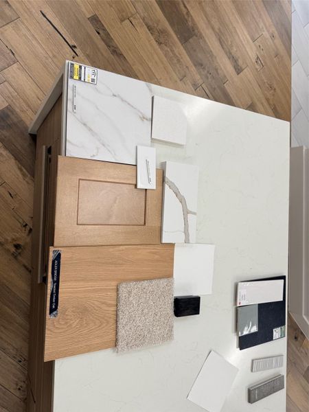 Photos are of a completed model of the same floor plan and are for illustrative purposes only. Actual home is under construction and design selections, materials, and features may differ. Confirm final specifications with the New Home Consultant.