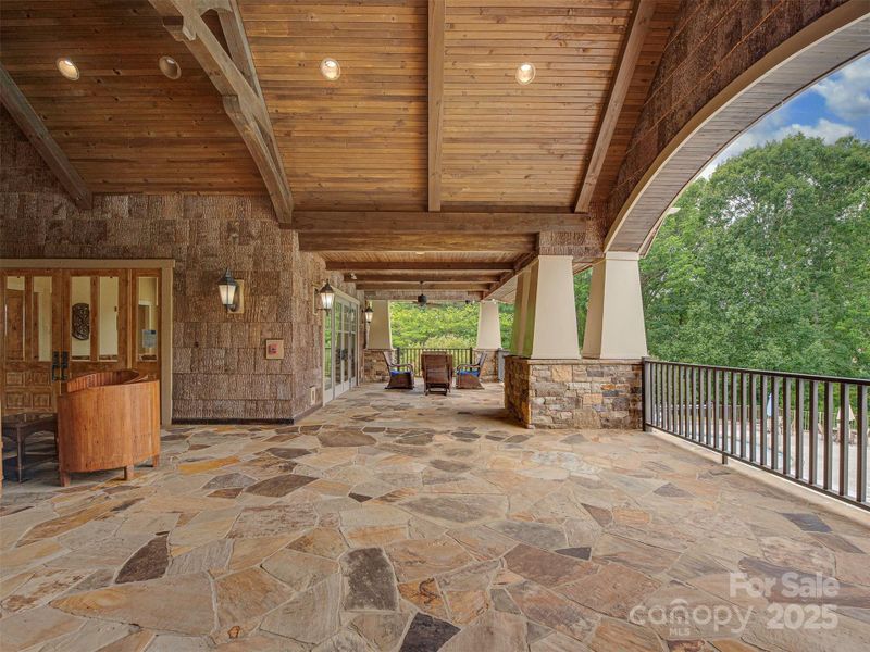 Community social lounge