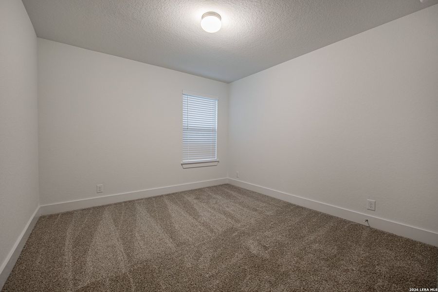 Spacious, unfurnished interior of a new home in Stillwater Ranch, San Antonio (Image 23).