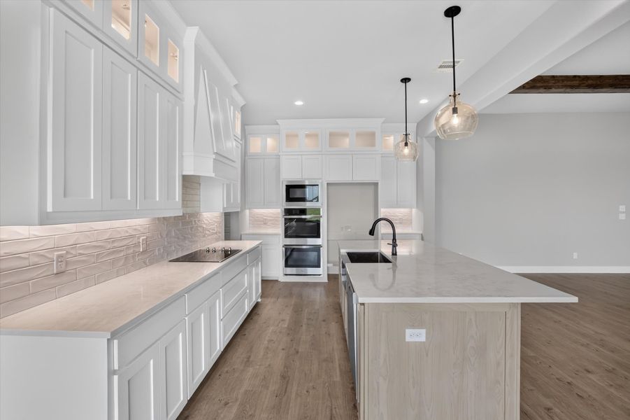 Furnished interior view inside a new home in Coyote Crossing, Godley (Image 8).