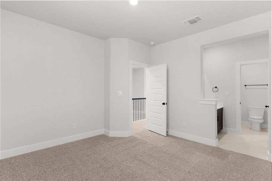 Spacious, unfurnished interior of a new home in Nolina, Georgetown (Image 14).