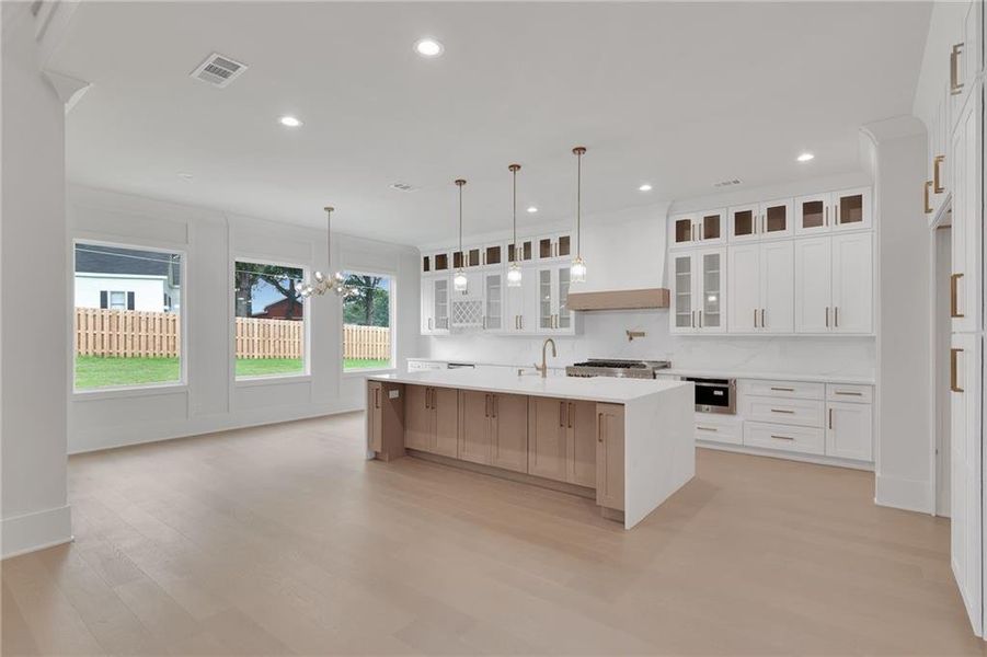 Furnished interior view inside a new home in , Grayson (Image 10).