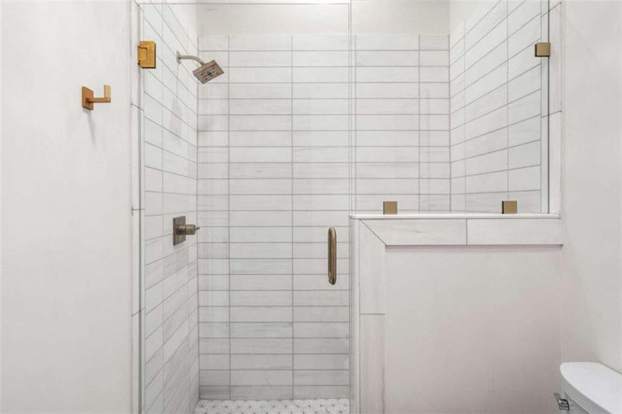 Image 81 of a home in .