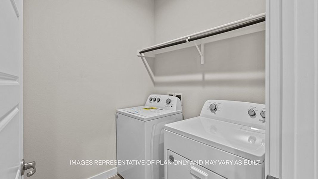 Close-up of interior finishes inside a home in Westmont, Lubbock (Image 7).