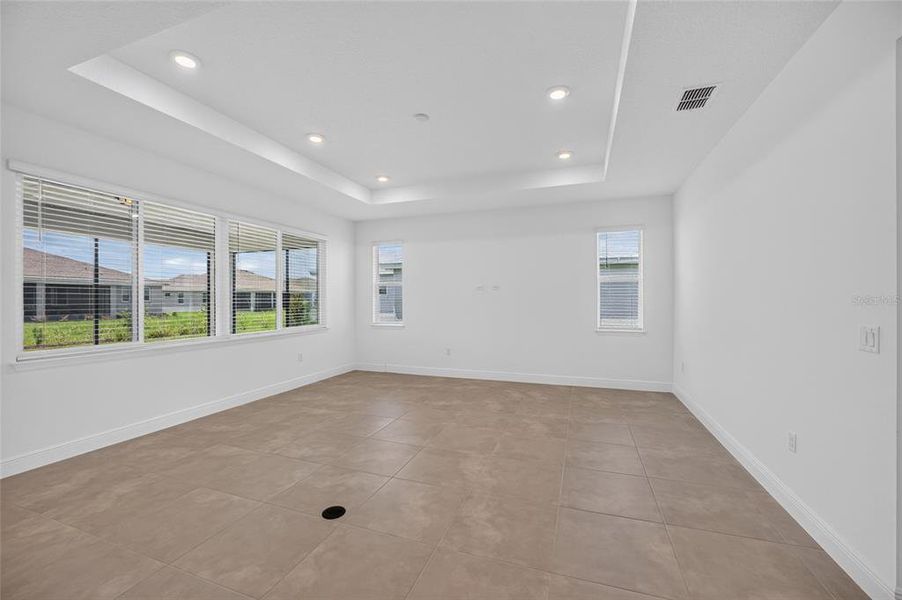 Spacious, unfurnished interior of a new home in , Ocala (Image 42).