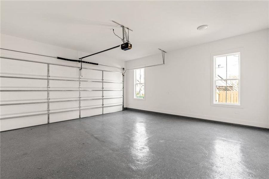 Spacious, unfurnished interior of a new home in , Atlanta (Image 45). Spacious, unfurnished interior of a new home in , Atlanta (Image 45).