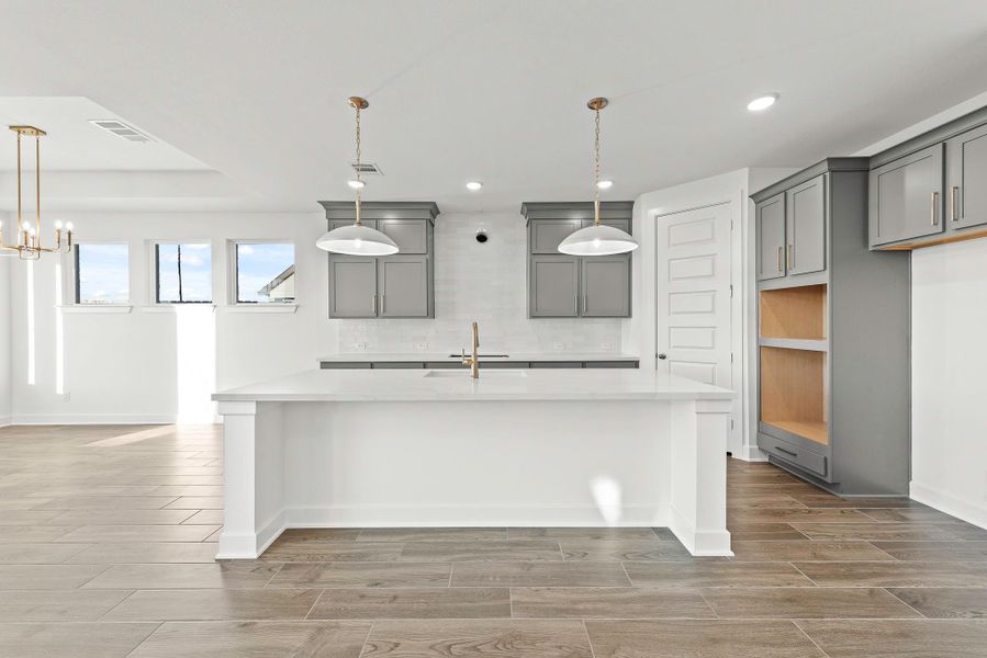 Representative image. Features, specifications, selections and colors may vary. Representative image. Features, specifications, selections and colors may vary.