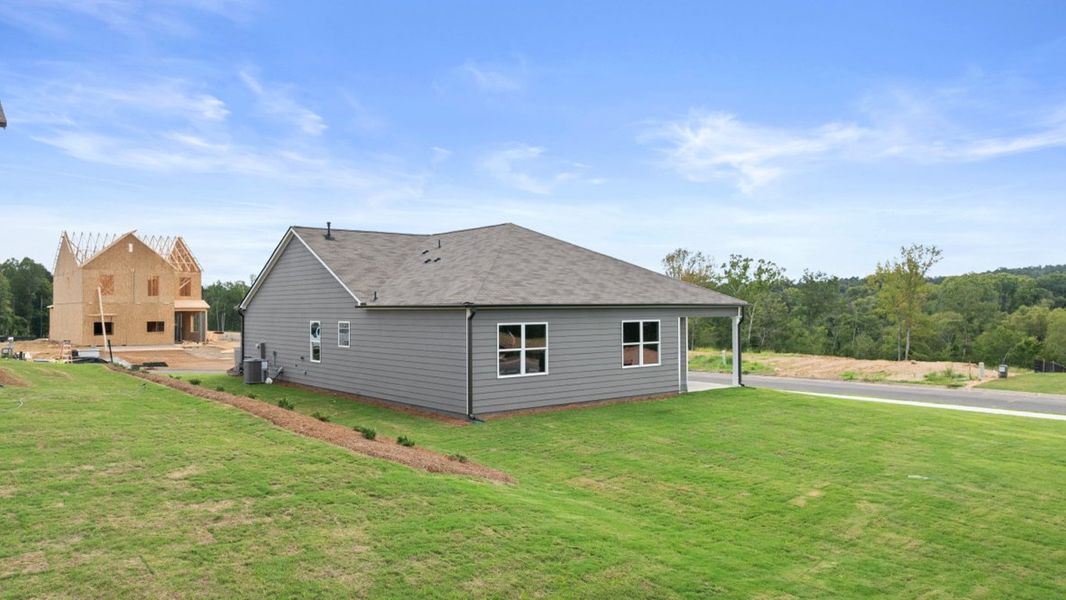 Representative exterior details of a home built from the Cali by D.R. Horton in Sheffield Highlands, Dallas (Image 26).