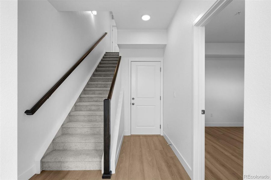 Spacious, unfurnished interior of a new home in , Denver (Image 26).