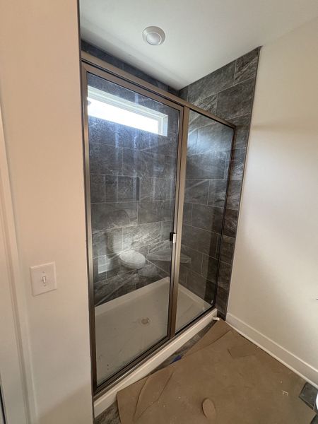 Primary Bathroom features 5 ft. Tiled Shower. Primary Bathroom features 5 ft. Tiled Shower.