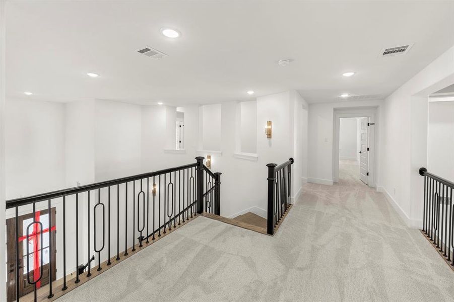 38. 591 Twilight - Loft