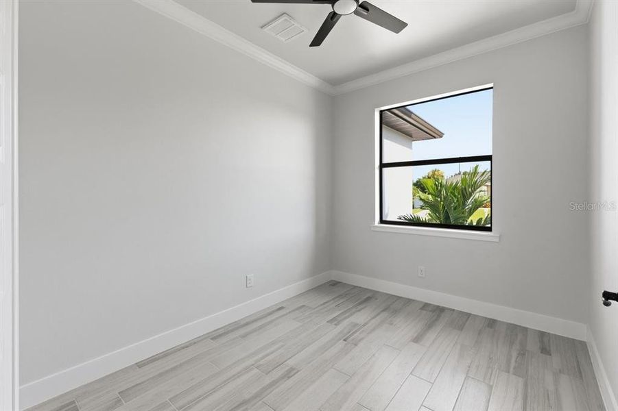 Spacious, unfurnished interior of a new home in , Englewood (Image 21).
