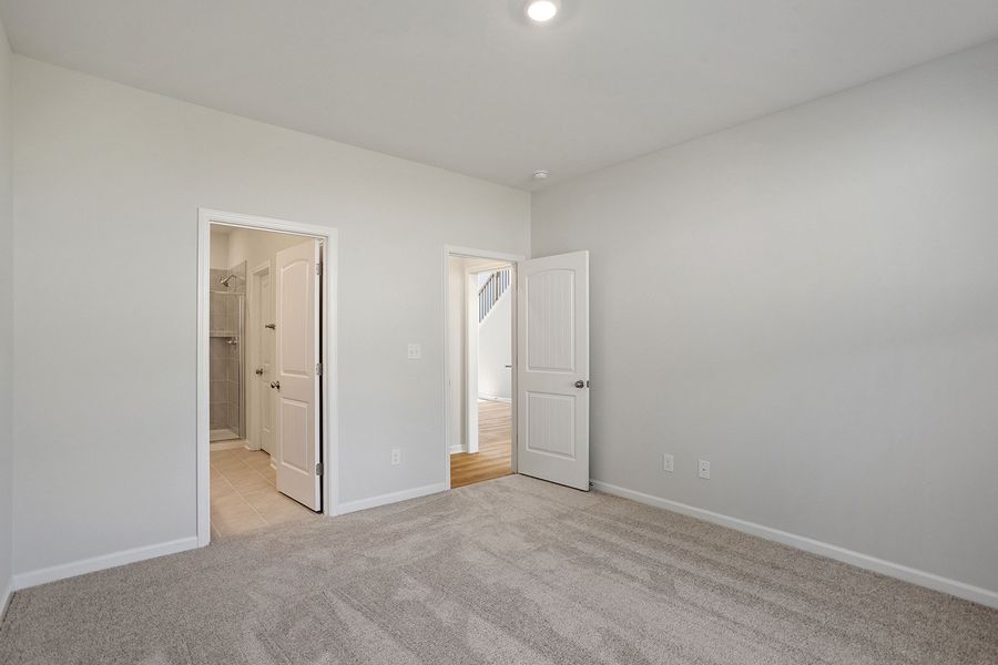 Spacious, unfurnished interior of a new home in Ovation at Sweetbrier, Durham (Image 23).