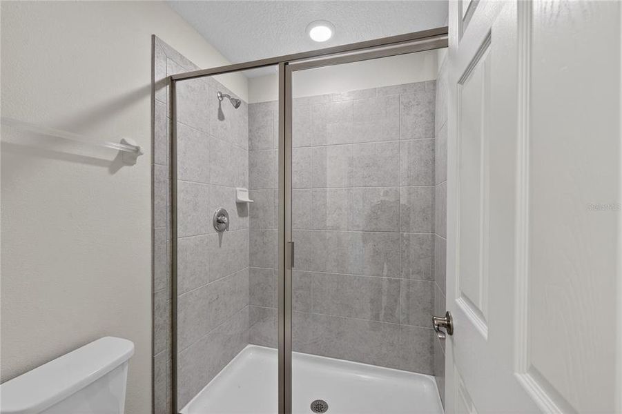 Furnished interior view inside a new home in , Davenport (Image 7).