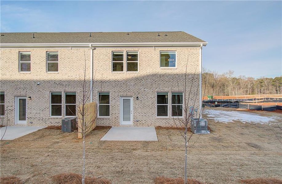 Exterior details and patio area of a home in Bowers Farm, McDonough (Image 3).