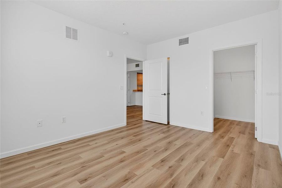 Spacious, unfurnished interior of a new home in , Orlando (Image 16). Spacious, unfurnished interior of a new home in , Orlando (Image 16).