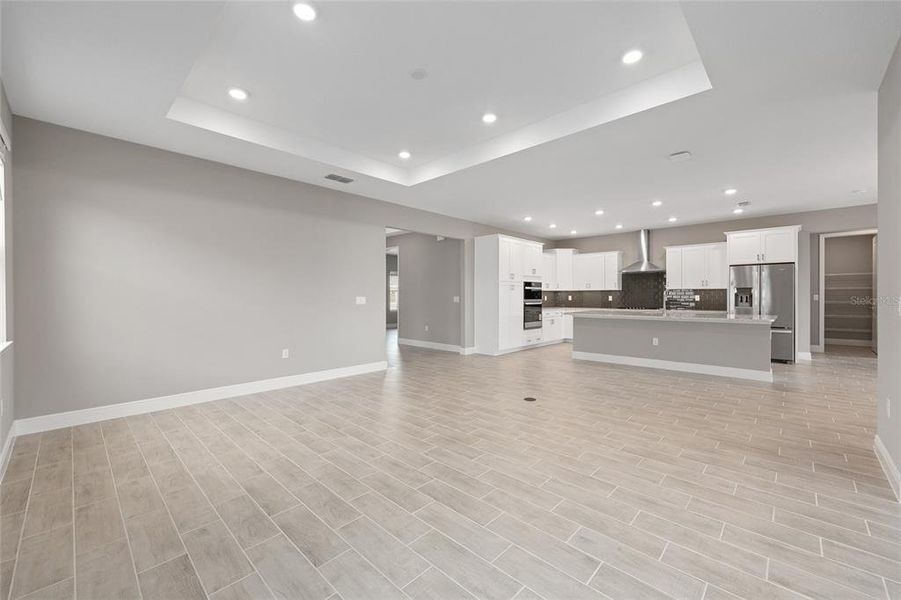 Spacious, unfurnished interior of a new home in , Ocala (Image 38).