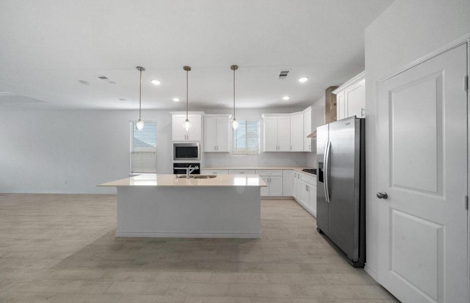 Furnished interior view inside a new home in River Ranch, Dayton (Image 5).