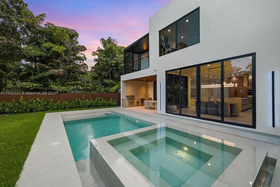 Furnished interior view inside a new home in , Fort Lauderdale (Image 32).
