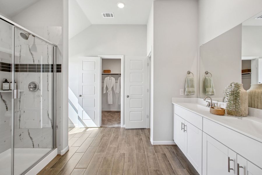 Owner's Bathroom