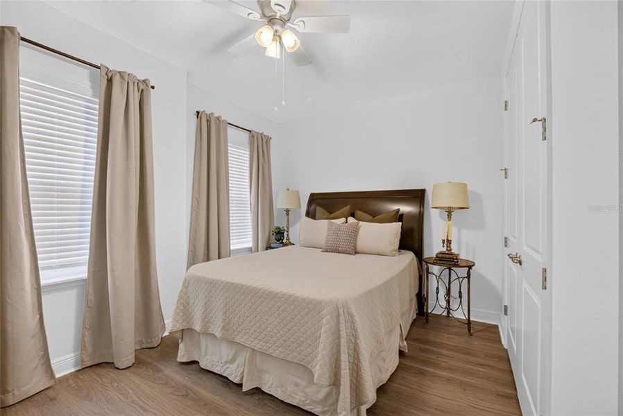 Furnished interior view inside a new home in , Alachua (Image 8).