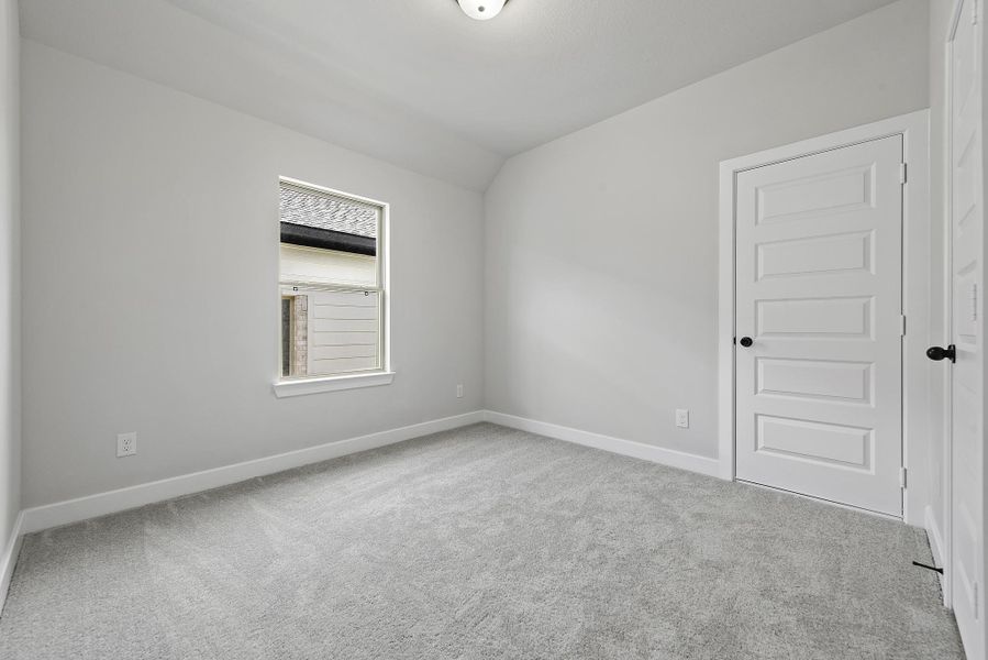Spacious, unfurnished interior of a new home in The Trails, New Caney (Image 20).