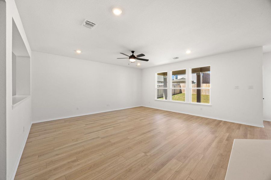 Spacious, unfurnished interior of a new home in Salerno - Classic Collection, Round Rock (Image 26).