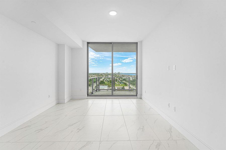 016-220LakeShoreDrive-1613-LakePark-FL-3 016-220LakeShoreDrive-1613-LakePark-FL-3