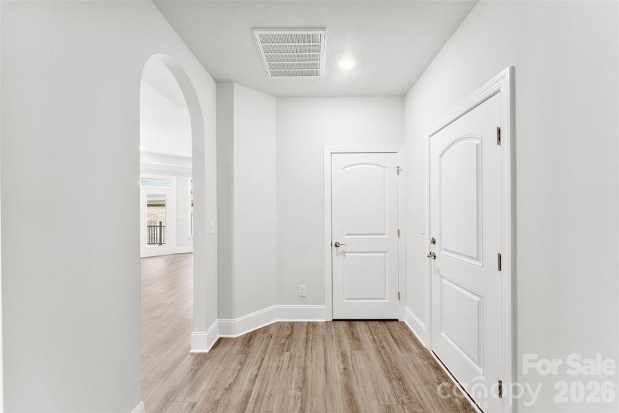 Spacious, unfurnished interior of a new home in The Courtyards on New Hope, Gastonia (Image 18). Spacious, unfurnished interior of a new home in The Courtyards on New Hope, Gastonia (Image 18).