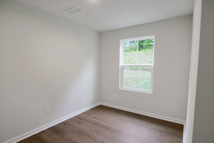 Spacious, unfurnished interior of a new home in Quails Run, Lyman (Image 8). Spacious, unfurnished interior of a new home in Quails Run, Lyman (Image 8).