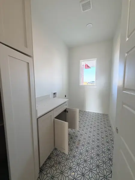 Image 30 of a home in Parallel Pastures.