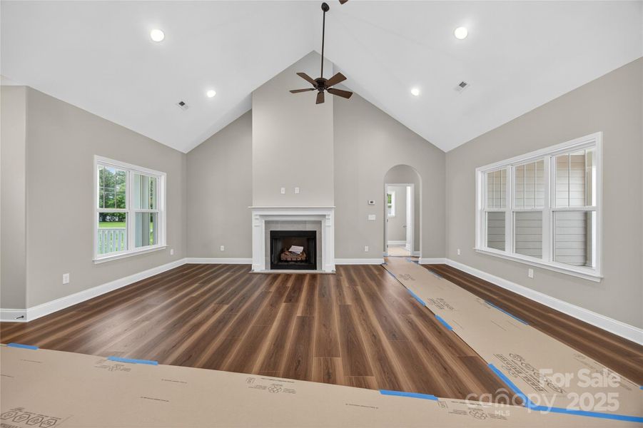 Image 28 of a home in .