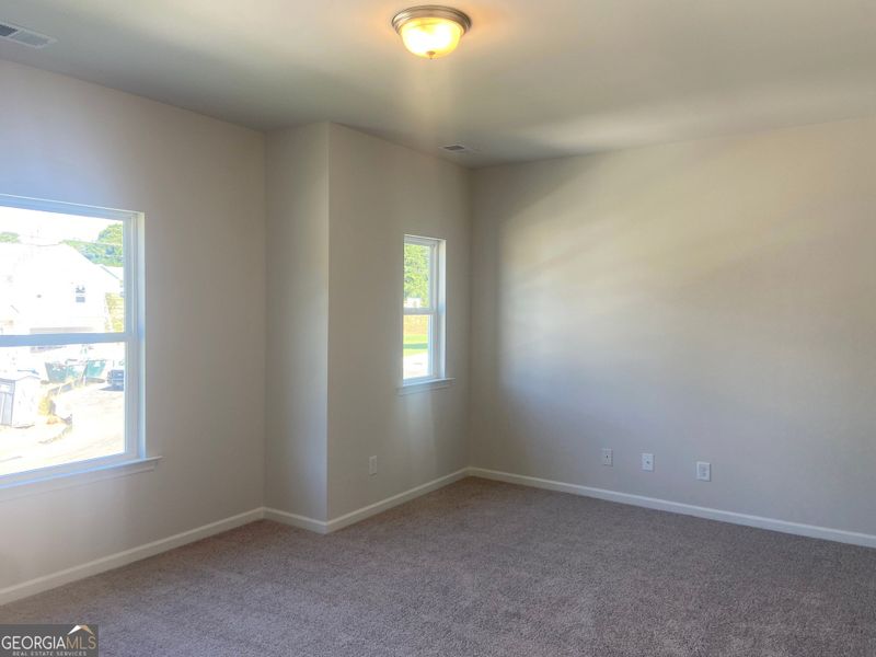 Spacious, unfurnished interior of a new home in Trellis Park, Hampton (Image 19).